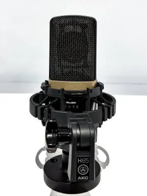 AKG - C314 Professional Multi-Pattern Condenser Microphone 2